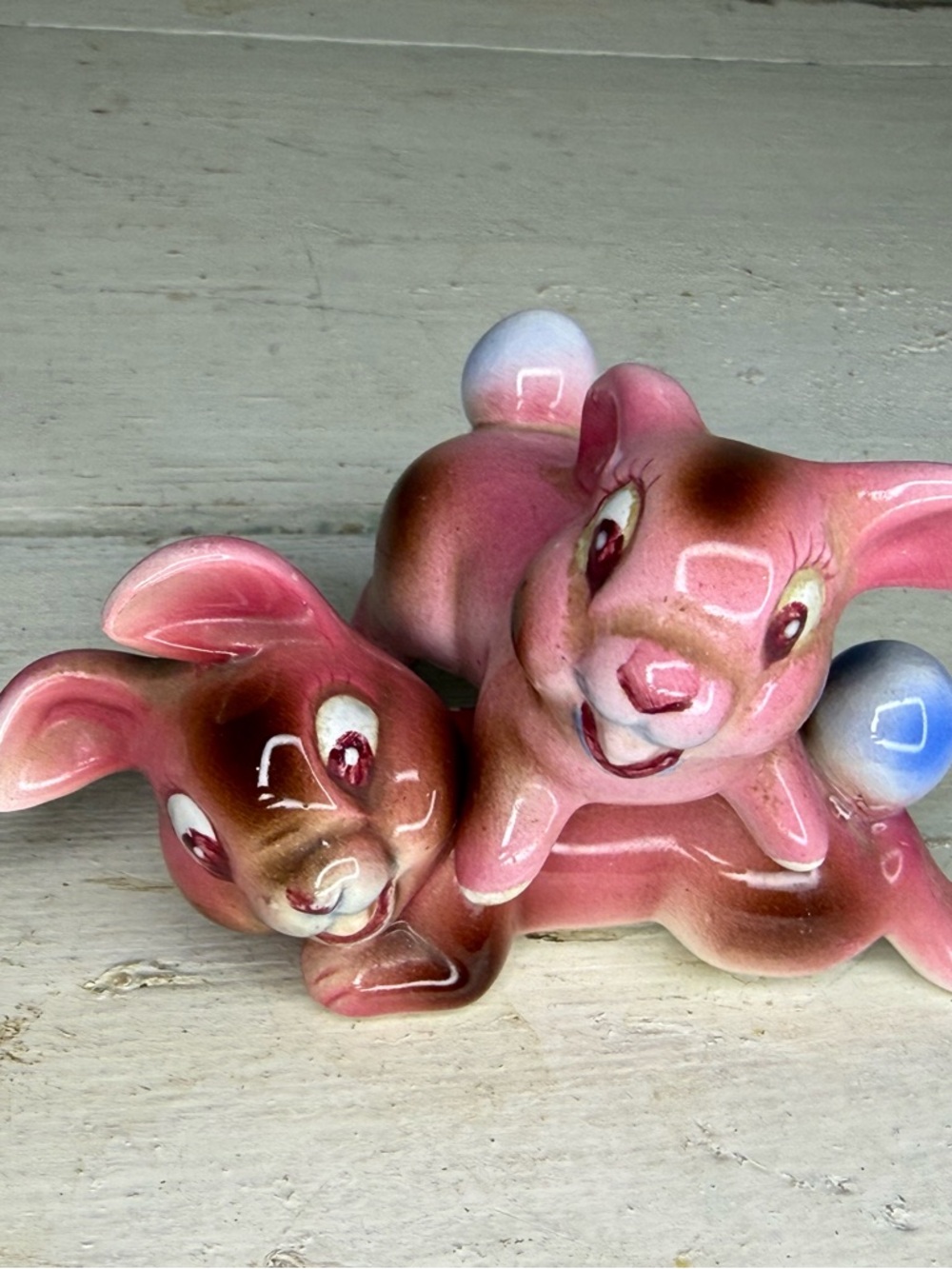Rare Vintage Pink Playful Bunnies Stacking Salt & Pepper Shakers Japan  MCM